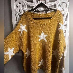 XL slouchy yellow star sweater
